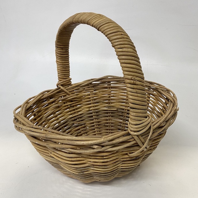 BASKET, Small w Handle